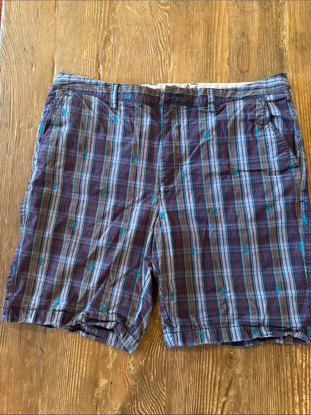 Tommy Bahama Men's Plaid Flat Front Shorts in Blue and Teal